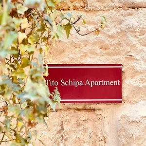 tito-schipa-bb.lecce-hotels.com/
